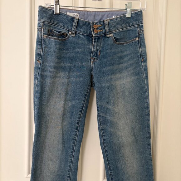 Gap Low Rise Perfect Boot Cut Jeans - Picture 2 of 6